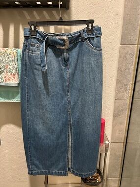 Classic Blue Straight-Leg Denim Skirt with Self-Fabric Belt